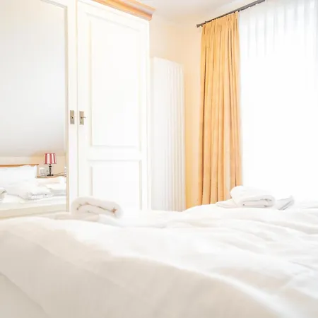 Apartmenthaus 11 Ahrenshoop